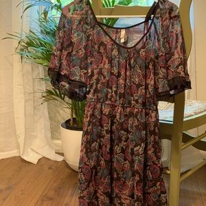 10 DOLLAR SALE ON EVERYTHING: Paisley boho dress